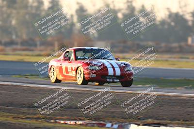 media/Jan-13-2024-CalClub SCCA (Sat) [[179f4822a7]]/Group 7/Sunset (Race)/